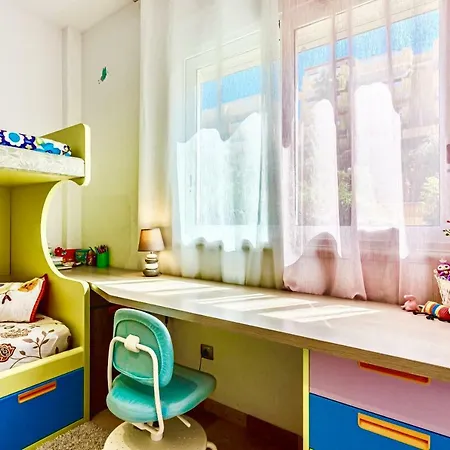 Charming With A Cozy Terrace Apartment *