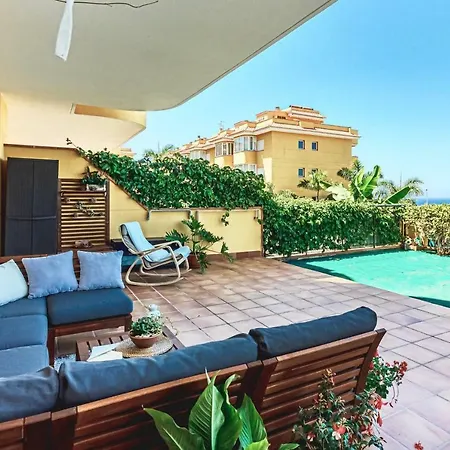 Spacious With Garden & Terrace *