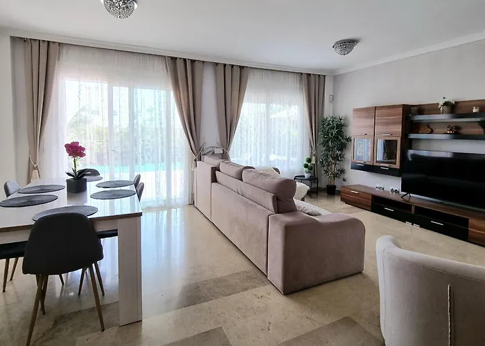 Charming With A Cozy Terrace Puerto de Santiago (Tenerife)